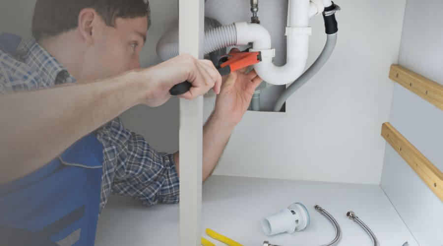 Local water heater installation in Gheens, LA